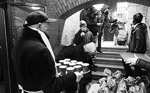 Feeding the Needy : Homeless : Street Life : New York : Personal Photo Projects : Photos : Richard Moore : Photographer